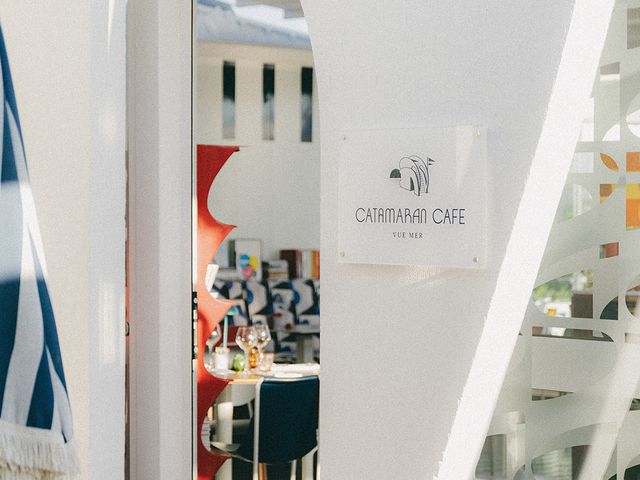 Catamaran Café 