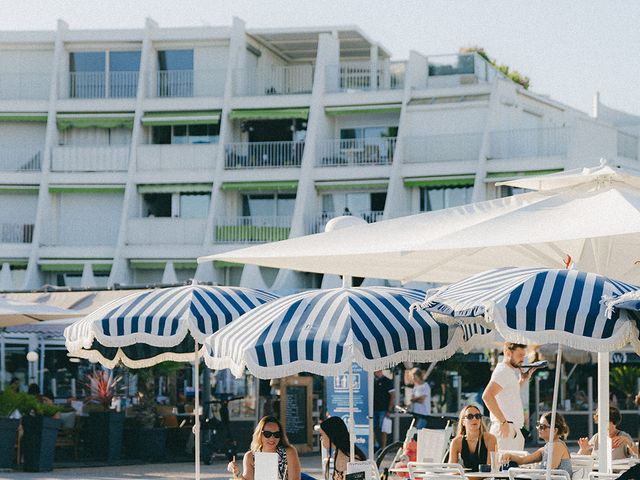 Catamaran Café 